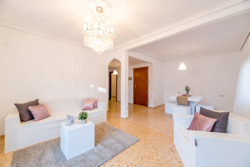 Guillen Sorolla, vendido  en 45 días